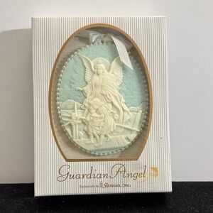 Roman Guardian Angel Ornament - White and Cream